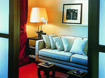 Hotel Portrait Firenze Lungarno Collection
